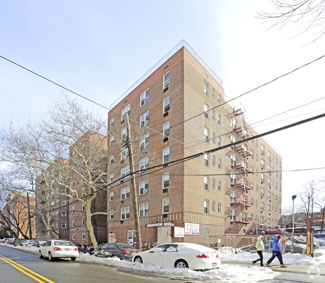 Kendall Hall Apartments