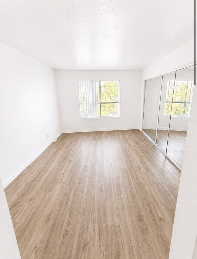 Photo - 15009 Moorpark St Unit 314