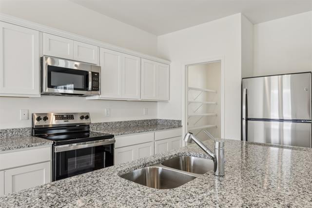 Photo - 3225 Landslide Dr