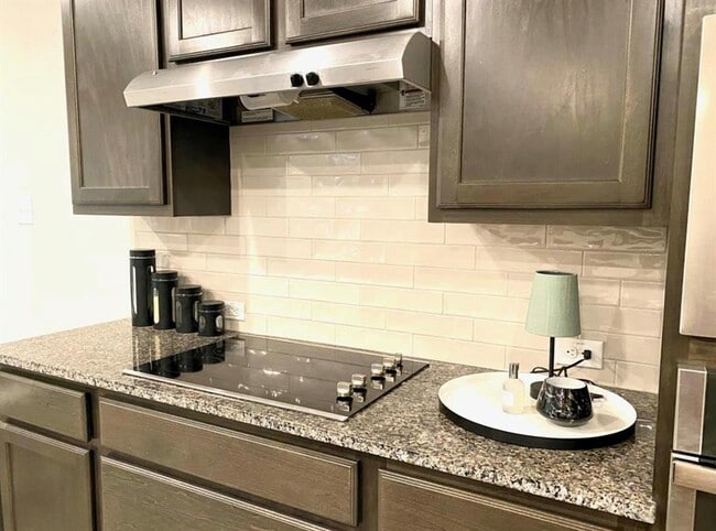 Photo - 21643 Boggy Ford Rd