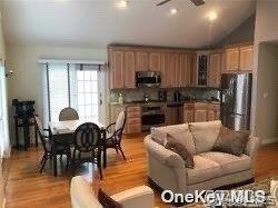Photo - 188 Daytona St