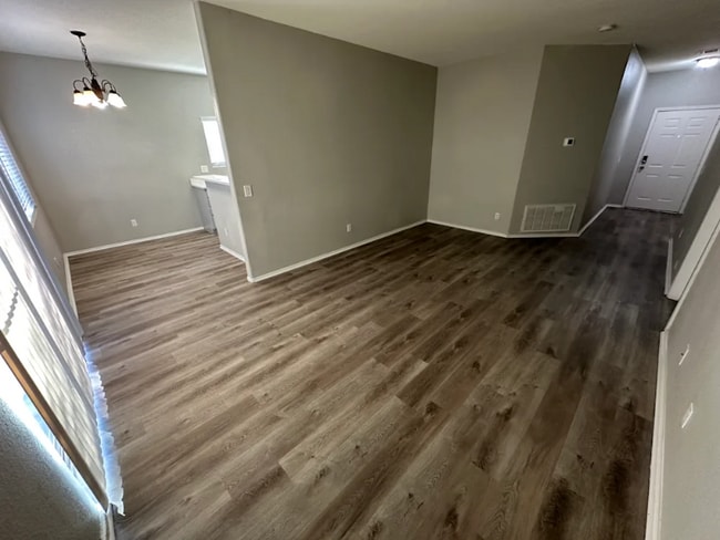 Photo - 834 E Minton St