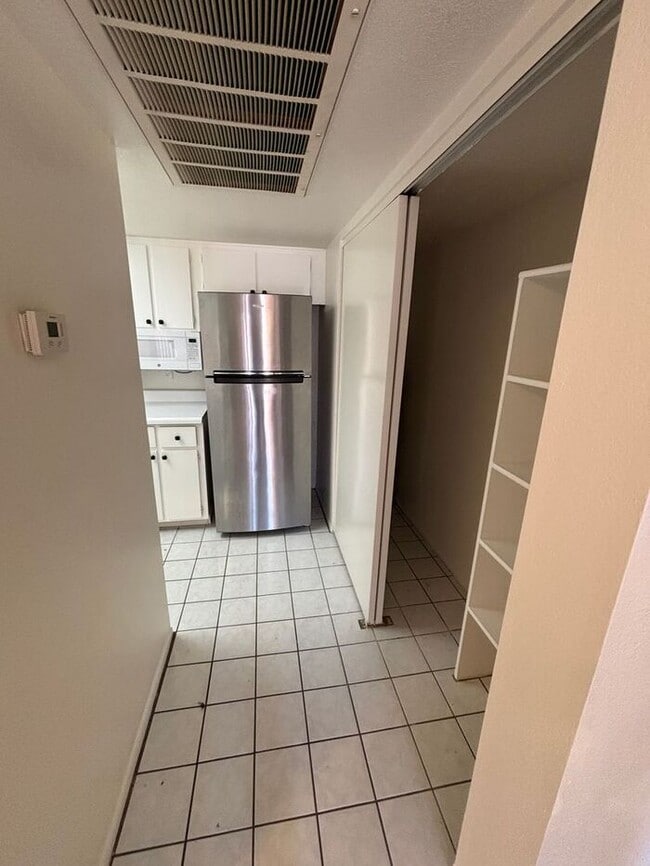 Photo - 1201 S McClintock Dr