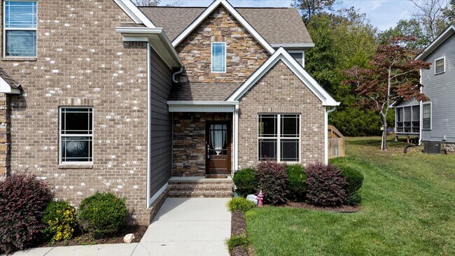 Photo - Move-In Ready Luxury in Island Point Estates