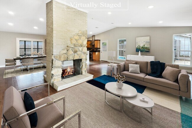 Photo - 2110 W Northgate Dr