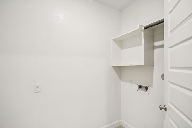 Building Photo - 2641 Summer Indigo Trl