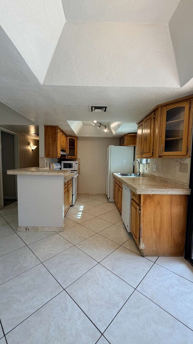 Photo - 3809 E Sweetwater Ave