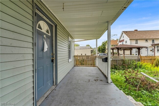 3735 Marvin Ave Unit 3737/Back House