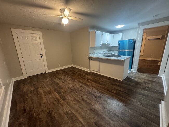 Photo - 2105 Park Ave Unidad C