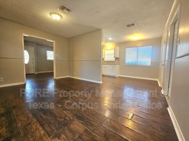 Photo - 1710 Sun Beam Dr