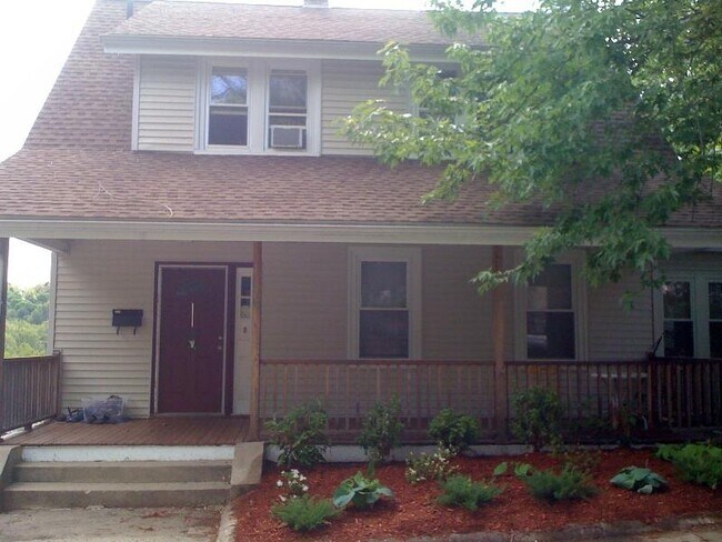 Photo - 70 Larch St Unidad 1