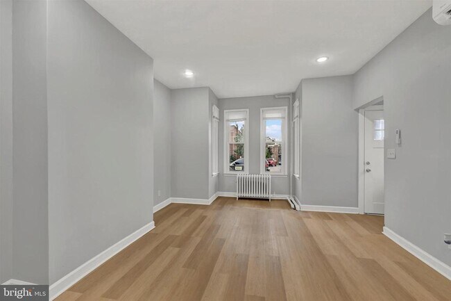 618 Chestnut Hill Ave Unidad 1B