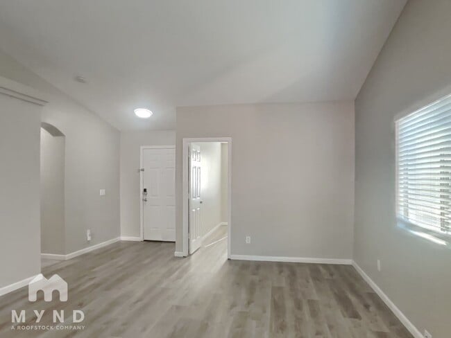 Photo - 3412 W Fraktur Rd