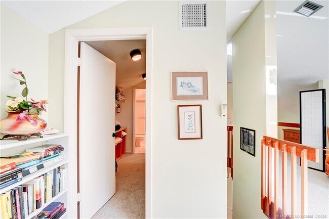 Photo - 233 NE Edgewater Dr Unit 204