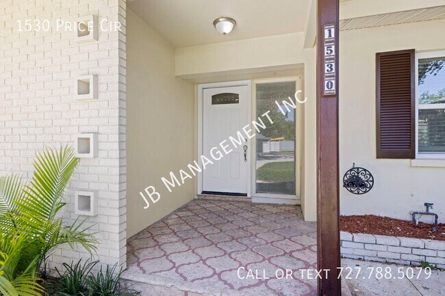 Photo - 1530 Price Cir