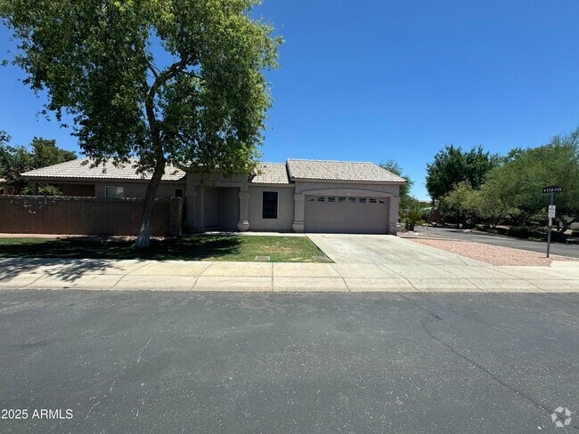 Building Photo - 2221 E Union Hills Dr Rental