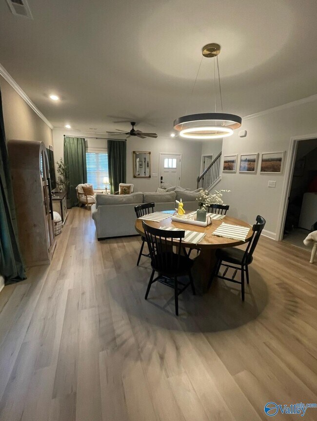 Photo - 17664 Eastmoor St