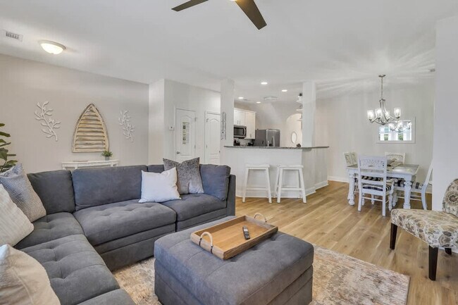 35 Moonlight Trail Unit SI ID1244790P