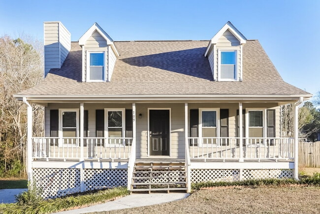 Building Photo - 709 Fallowfield Dr