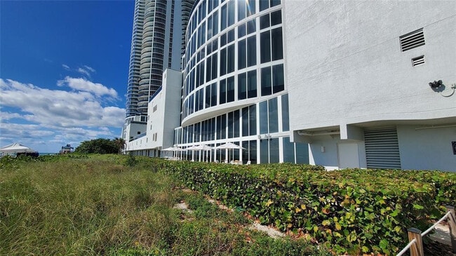 Photo - 15901 Collins Ave Unit 2903