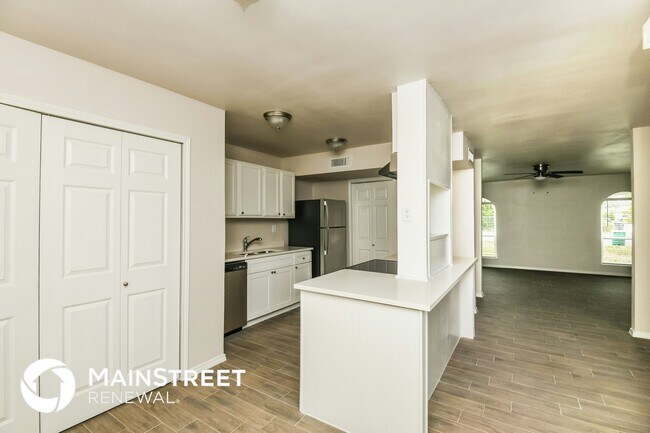 Photo - 4217 Longmeadow Way