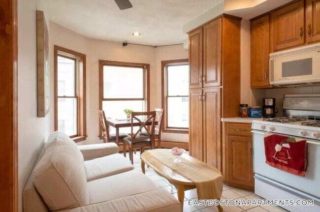 Photo - 28 Orleans St Unidad 3