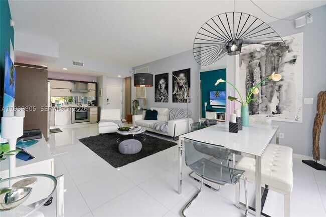Photo - 210 W Park Dr Unit 210