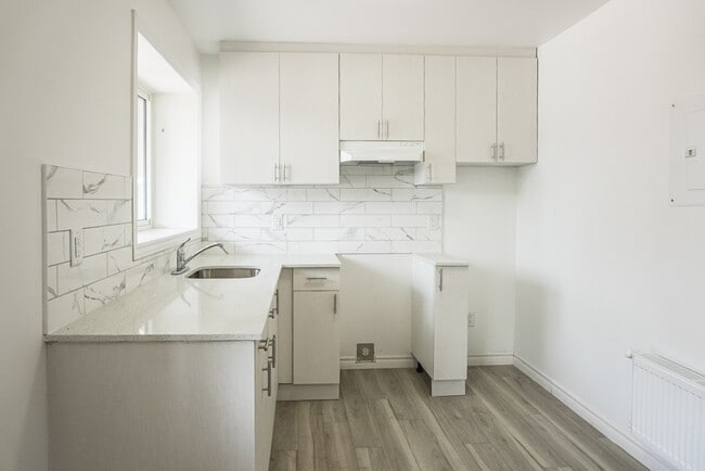 Photo - 630 Cummings Ave Unité 104