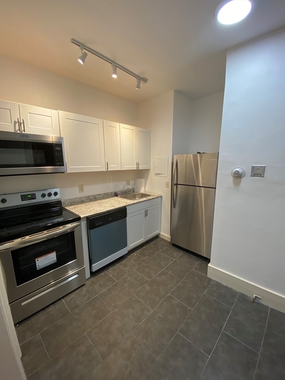 Building Photo - 15 Park Vale Ave Unit 5