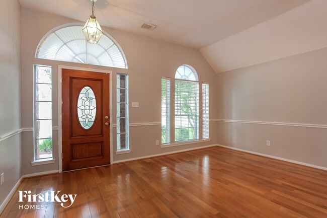 Photo - 2115 Mercoal Dr