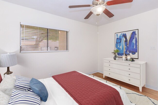 Photo - Marabrisa Condominiums