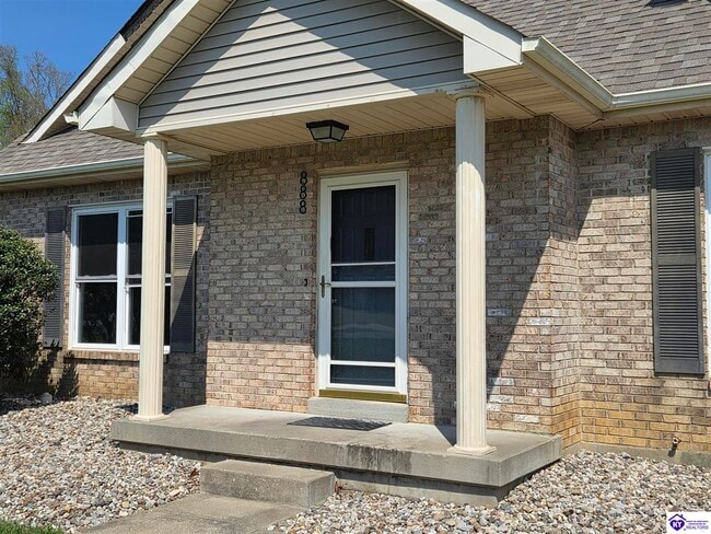 Photo - 888 N Woodland Dr