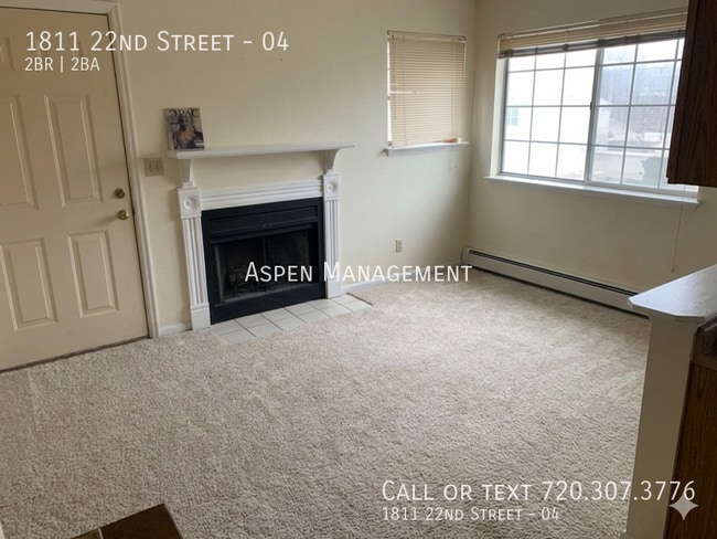 Building Photo - 1811 22nd St Unit 04