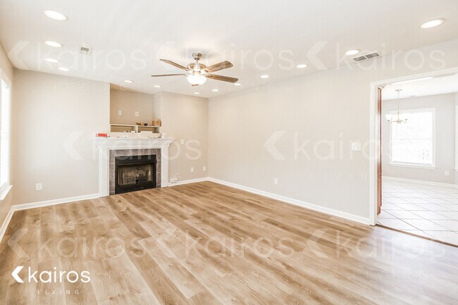 Photo - 4719 Eagle Path