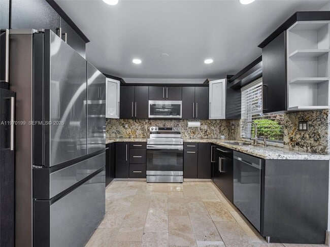 Photo - 10281 NW 32nd St