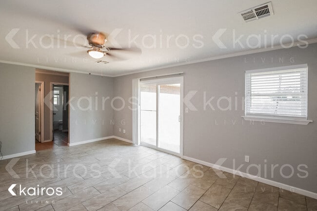 Photo - 204 NE 19th St