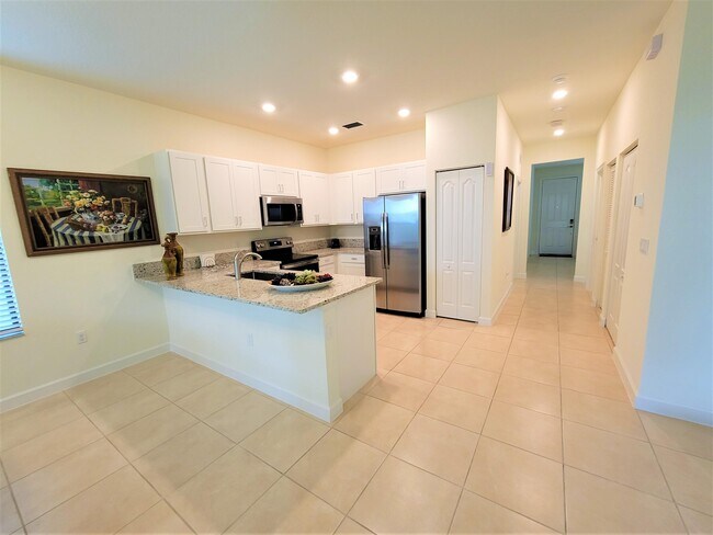 Photo - 10027 W Villa Cir