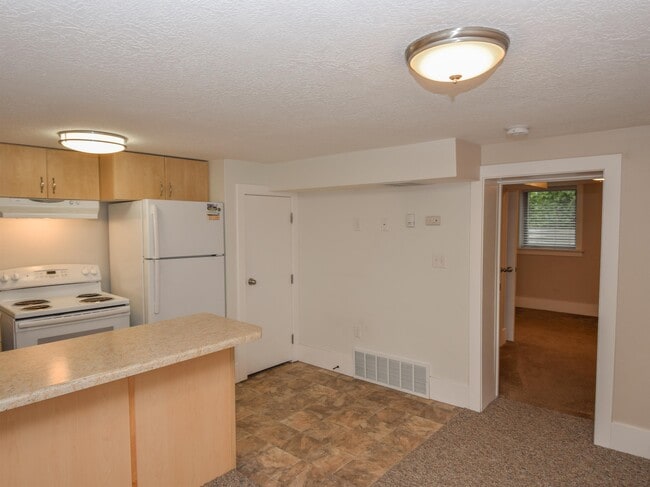 271 N 100 E Unit 3