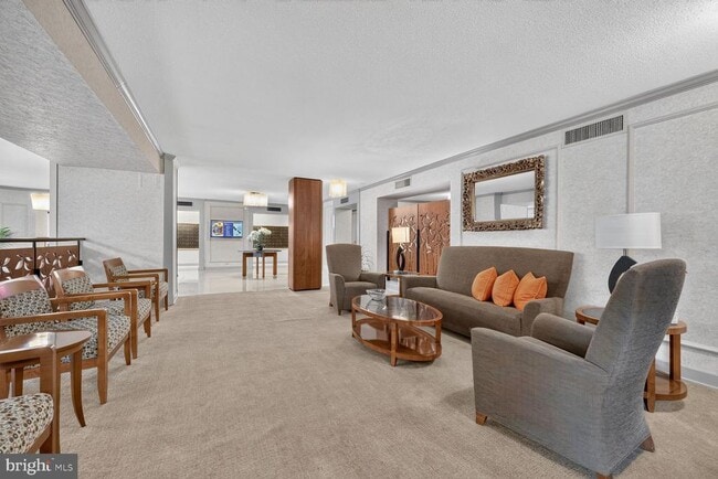 Photo - 5901 Mt Eagle Dr Unit 301
