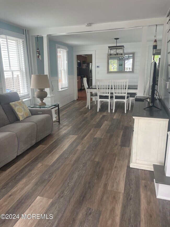 Photo - 64 Abbott Ave