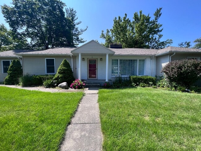 East Grand Rapids Schools - 4 bedroom home - East Grand Rapids Schools - 4 bedroom home