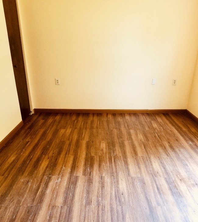 Photo - New Eastlawn Apartments