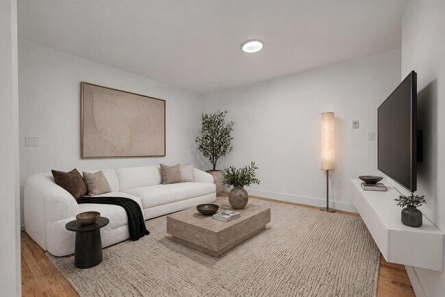 Building Photo - 163 3rd St Unit 14