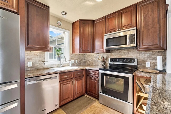 Photo - 1218 E Garland Ave