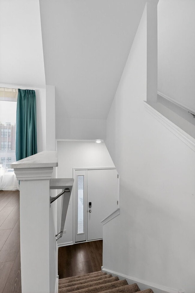 Photo - 1276 Lakepointe Dr