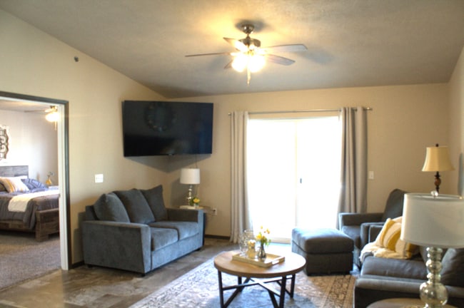 Photo - 2112 N Carla Ave