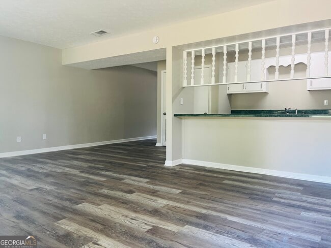 Photo - 407 W Harris St Unidad 2