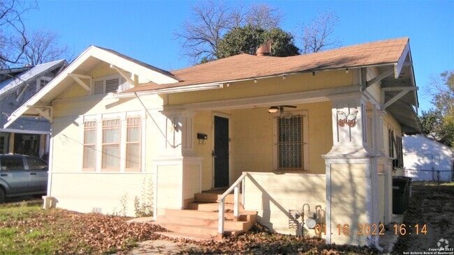 Building Photo - 629 E Park Ave Rental