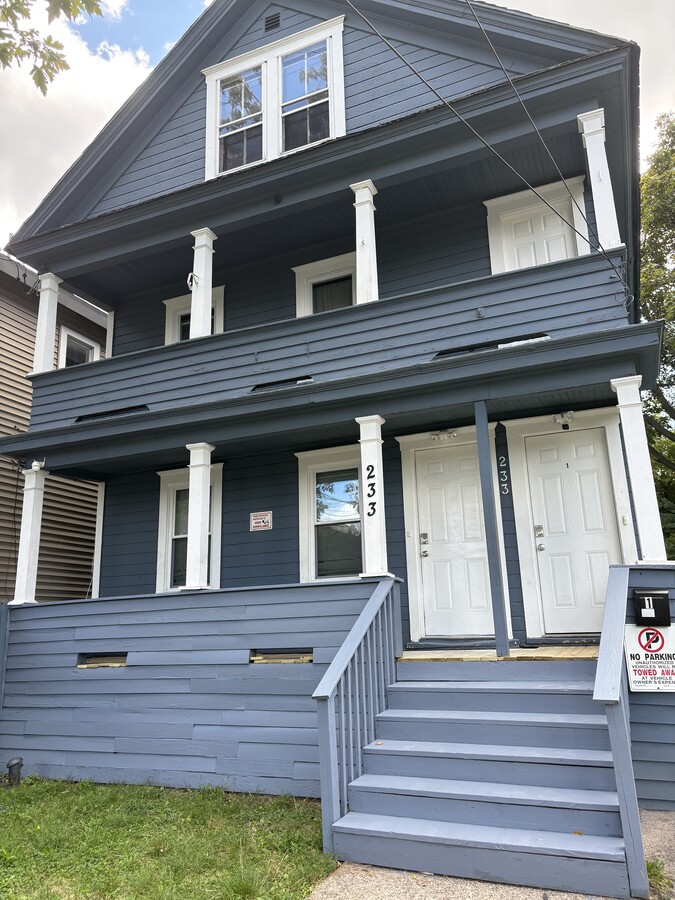 Photo - 233 Lakeview Ave