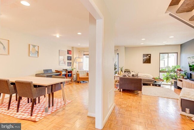 Photo - 11621 Newbridge Ct